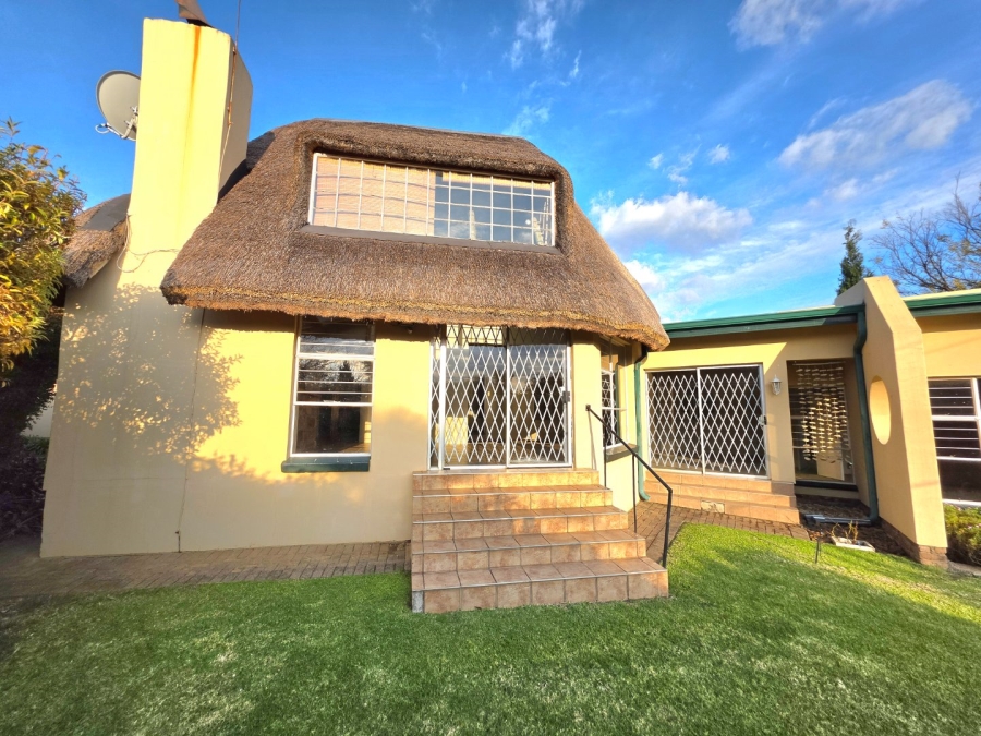 5 Bedroom Property for Sale in Panorama Free State